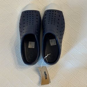 NWT Blue Native Jefferson